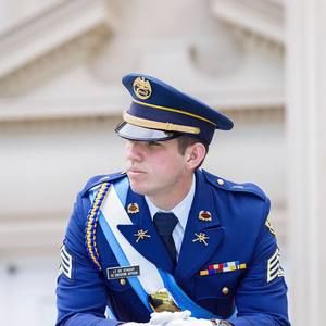 Meet your Posher, Augusto